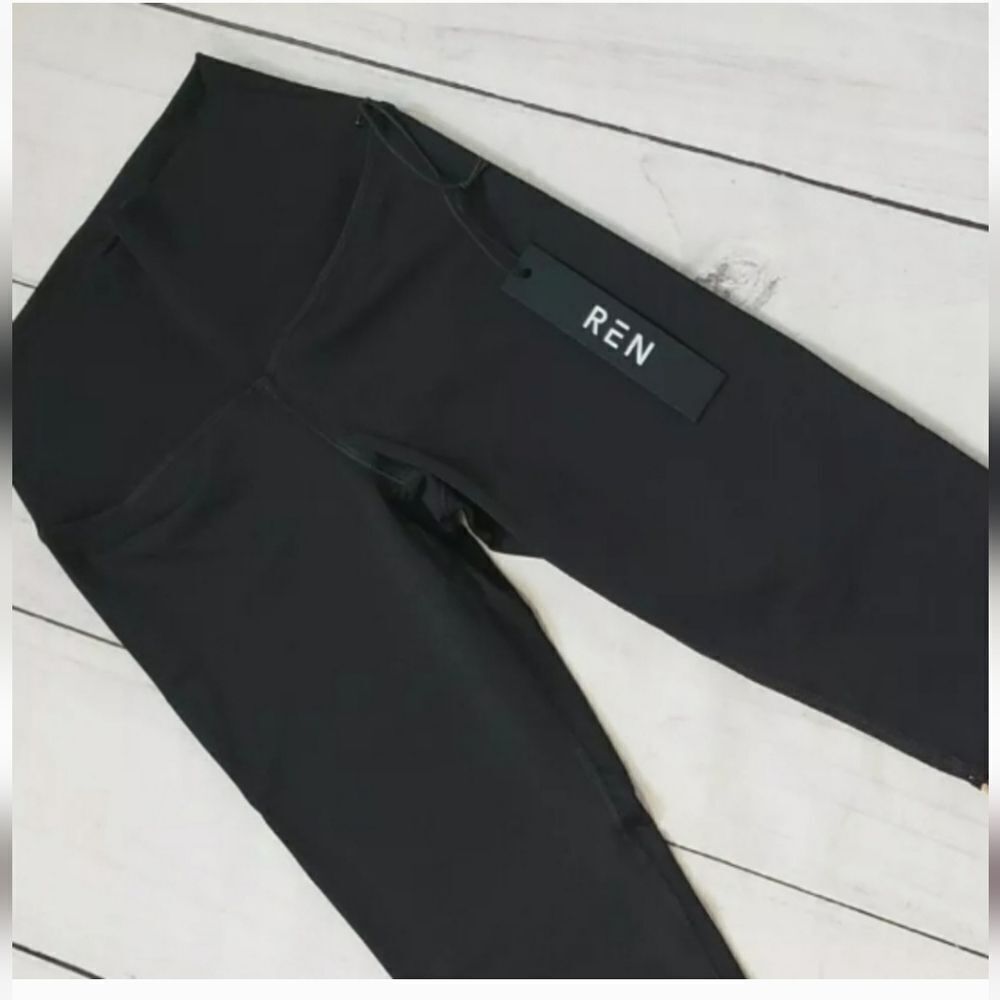 REN Active Leggings With UV Protection High Rise Muscle Control - Picture 4 of 16